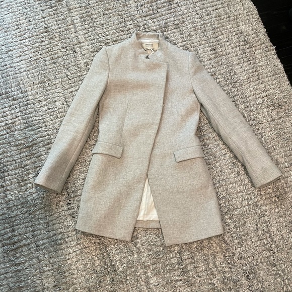 Zara Grey Coat - Picture 1 of 10
